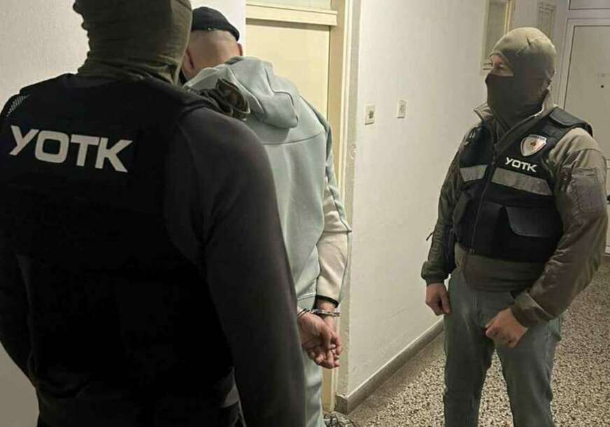 (FOTO) DETALJI AKCIJE "PETLJA" Osumnjičeni za drogu koristili termin "komarci", marihuanu naplaćivali 10 KM po gramu