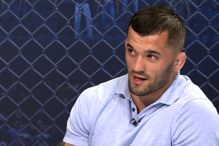 (FOTO) MMA borac iz Viteza ne staje sa provokacijama: Obukao se kao šeik, pa poručio "Arapi pokupovali sve u Bosni, ne znam nikog dolje"