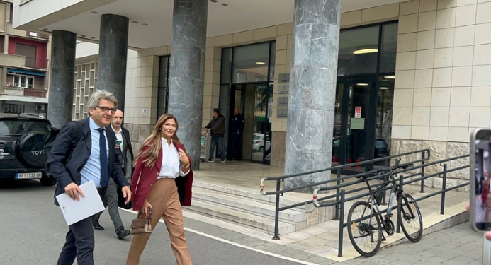 "Spremna sam za suočavanje" Ana Radulović stigla na sud sa Gastozovom bivšom zbog priča o INTIMNOM SNIMKU