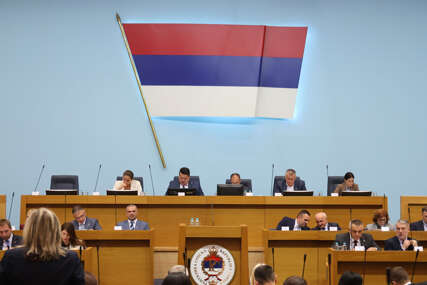 "Predlažem da joj damo milion KM" Glavni revizor Republike Srpske traži platu veću od 10.000 KM