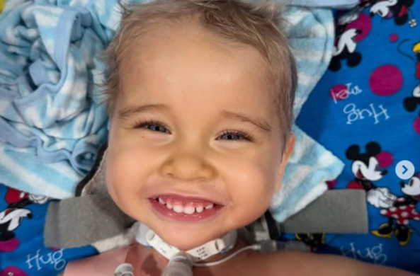 (VIDEO) OLIVER (2) JE PRAVO MALO ČUDO Nakon stravičnog udesa ljekari ga otpisali, a onda se dogodilo nešto nevjerovatno