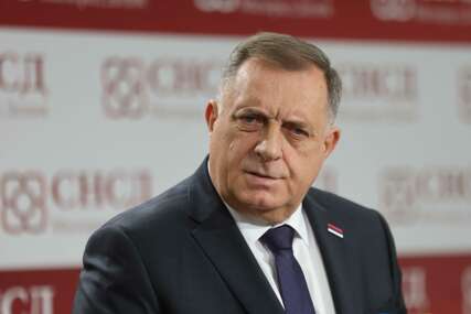 „Uzaludan posao dokonih ljudi“ Dodik prokomentarisao zajedničku izjavu o nepostojećoj državnoj imovini
