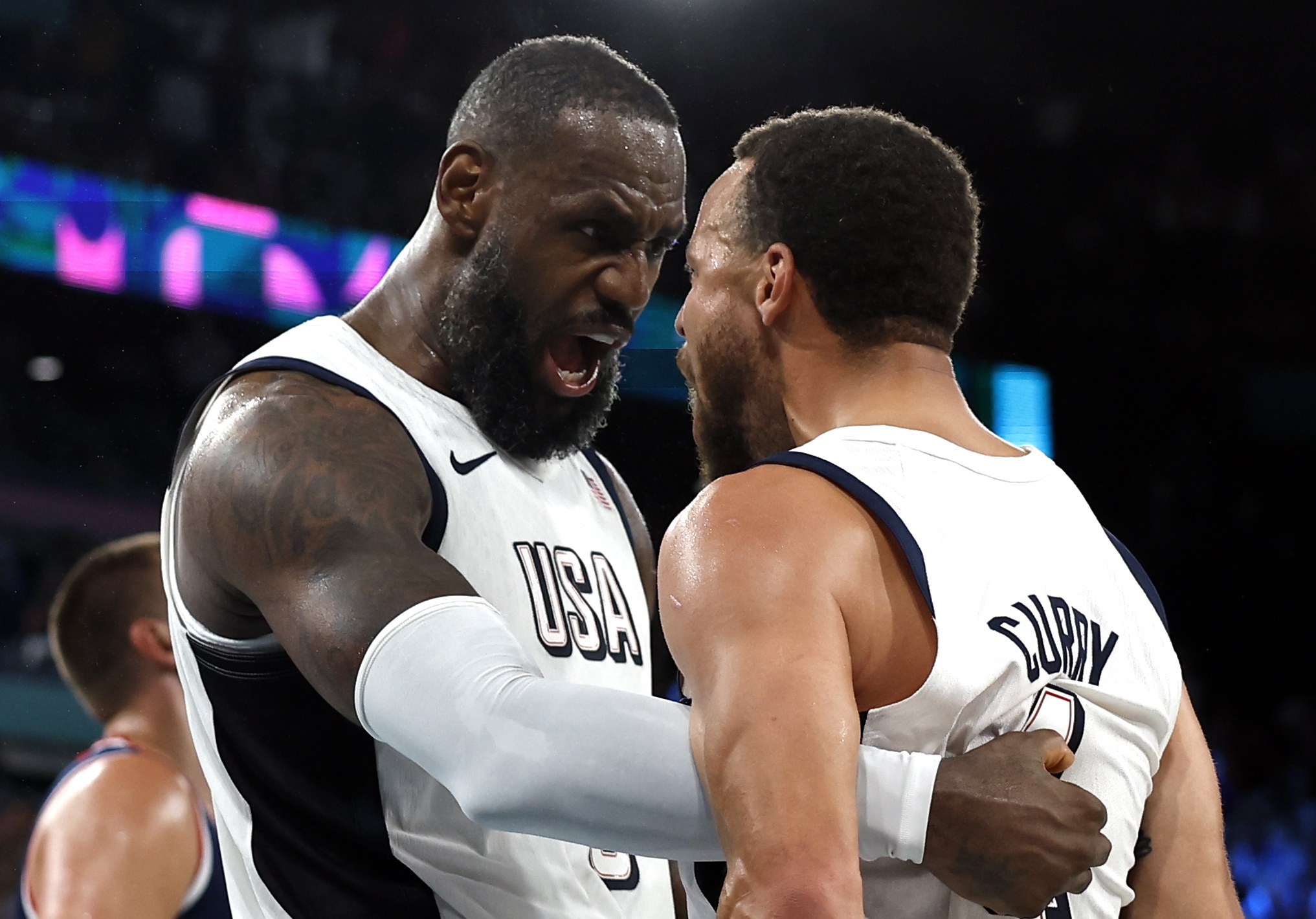 (VIDEO) "Oni se i dalje pitaju kako su izgubili" Kari i Lebron odali veliko priznanje Srbiji