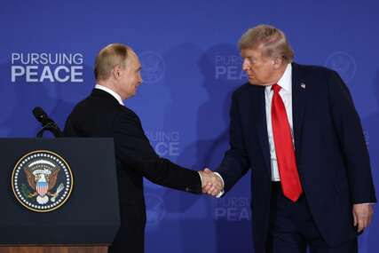 Kremlj igra svoju igru i koristi Trampovu SLABOST: Putin je konačno ostvario svoj cilj "Amerika moli Rusiju za mir"