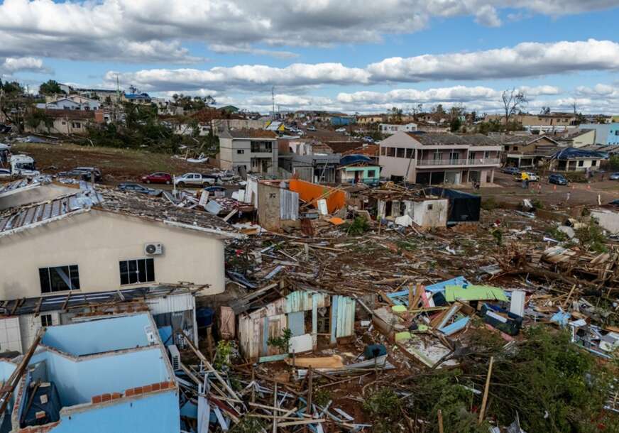 (VIDEO) TORNADO OPUSTOŠIO BRAZIL U udarima od 250 kilometara na sat povrijeđeno više od 400 osoba