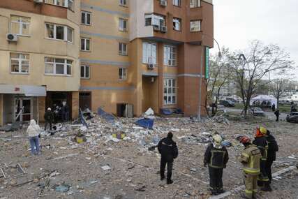 Poginulo 6 ljudi: Rusi žestoko udarili na Kijev