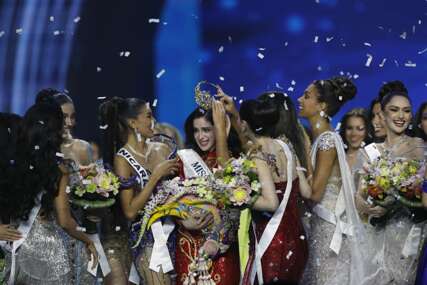 Mis Univerzuma