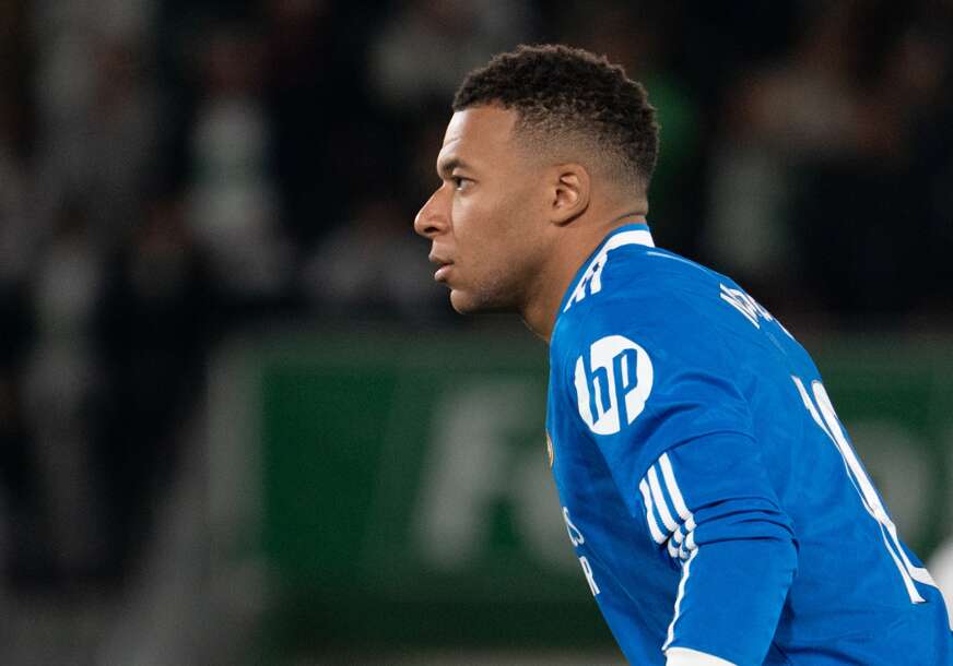 Sjajni Mbape: Francuski napadač na korak da sruši Ronaldov rekord