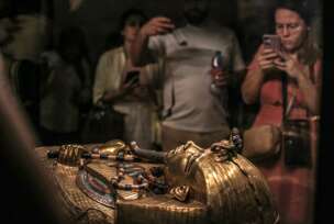 Zlatni kovčeg Tutankamona