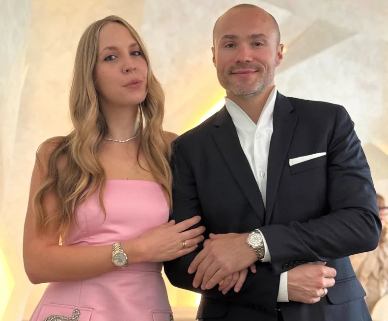 Aca Sofronijević trudnu ženu tretira kao kraljicu