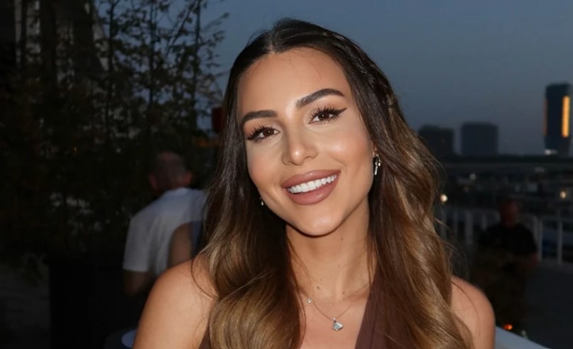 Anastasija Ražnatović bez trunke šminke