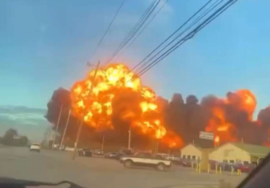 (VIDEO) Motor se ODVOJIO OD LETJELICE: Otkriven uzrok pada aviona u kom je stradalo 11 osoba