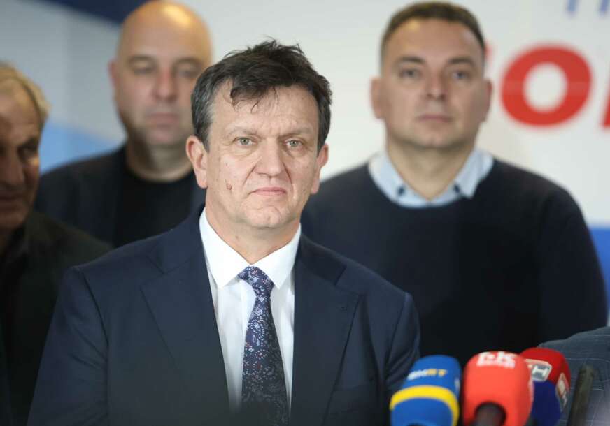 “Odnio bih pobjedu da nije bilo političkih manipulacija” Evo šta je Branko Blanuša poručio nakon što je SNSD proglasio pobjedu
