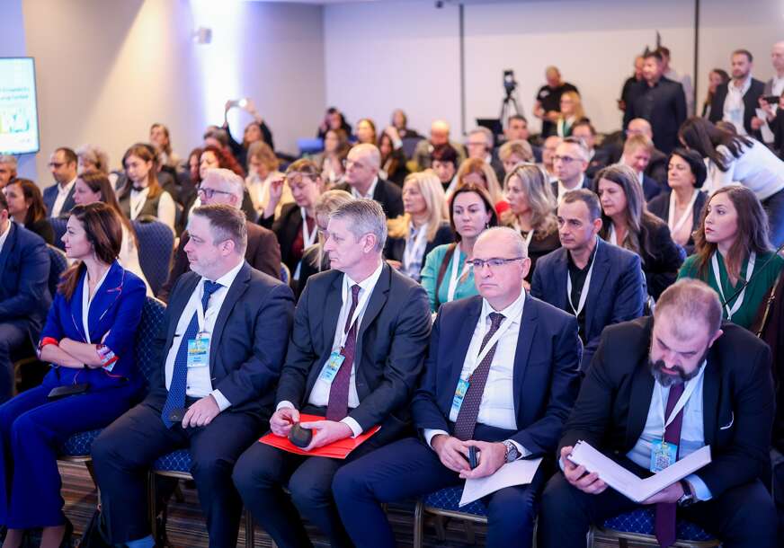 (FOTO) "SIGURNA TRGOVINA, SNAŽAN RAST" Regionalna konferencija o trgovini agro-prehrambenim proizvodima uspješno održana u Sarajevu