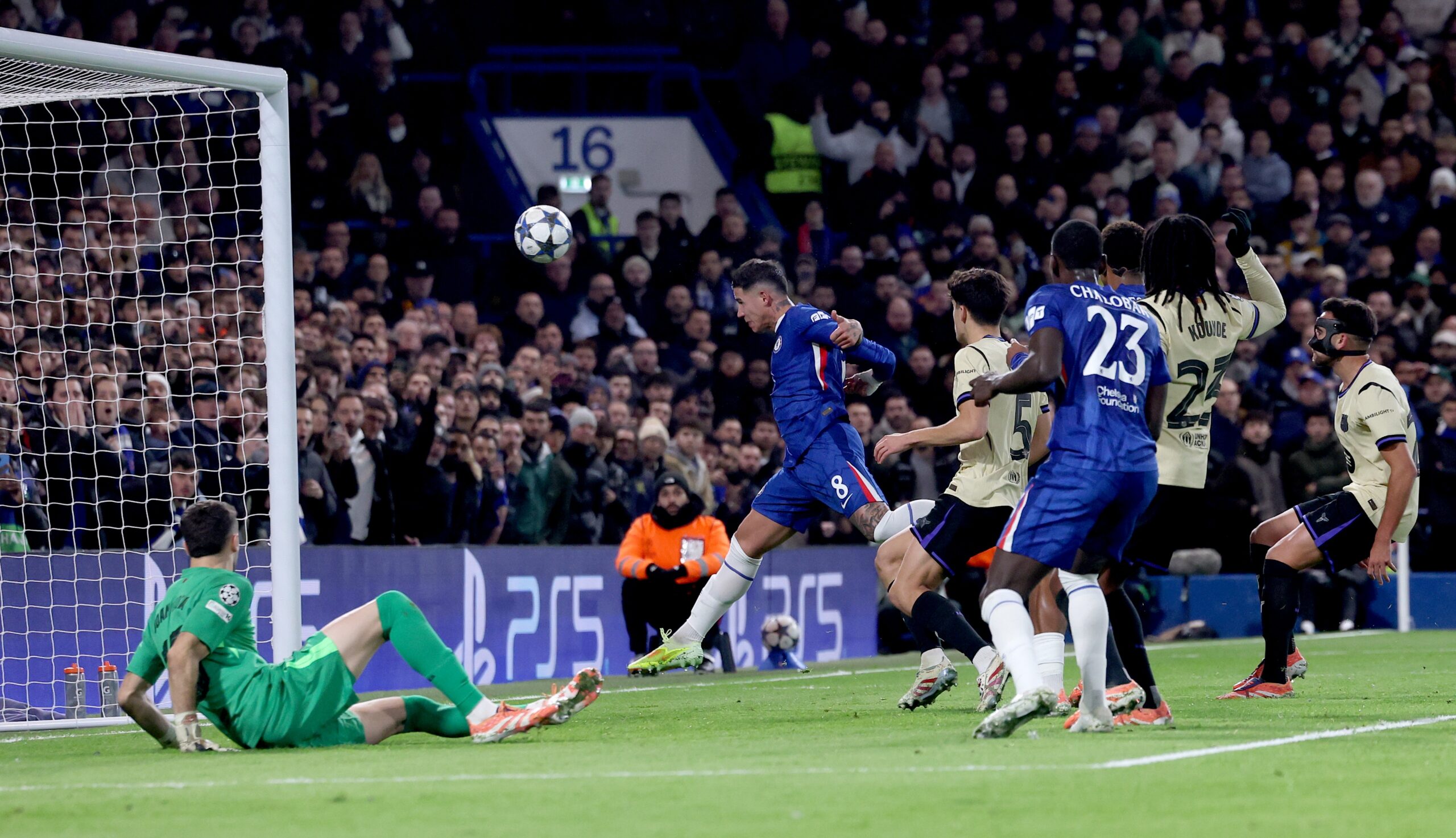 Čelsi sa 3 poništena gola nadigrao Barselonu, Juventus kroz iglene uši