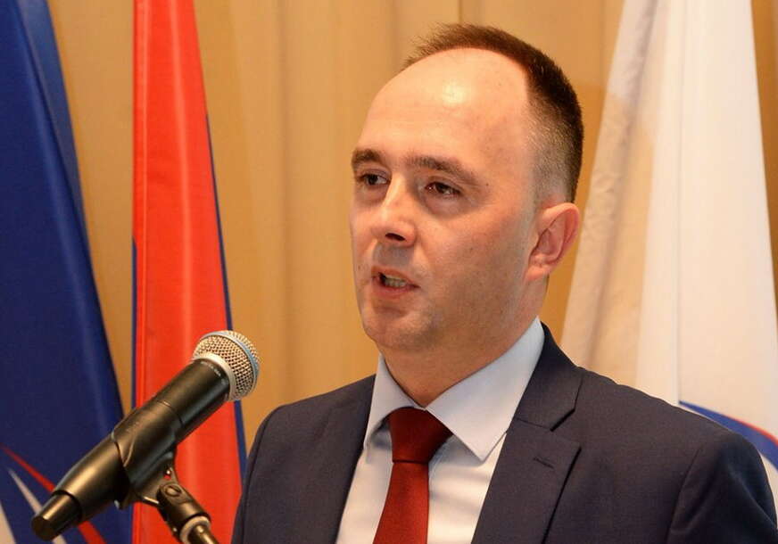 GUBITNIK DANA Diko Cvijetinović