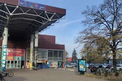 (FOTO) HEROJI IZ SJENKE Kako je mala ekipa entuzijasta obezbijedila 170.000 dolara za Gradski olimpijski bazen u Banjaluci