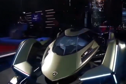 (VIDEO) "Donesite mi kući jedan" Novi Lamborghini izgleda kao da ga je naručio sam Batman