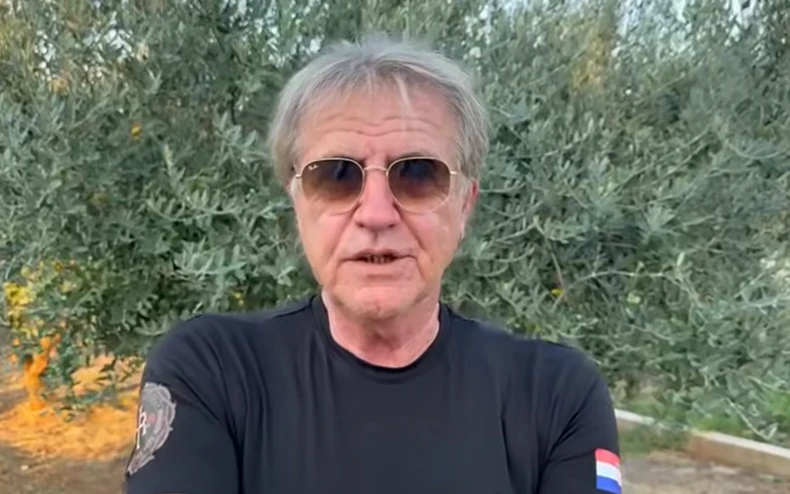 "PREŽIVIO SAM" Muzičar o teškoj bolesti, odsjekli mu dio tijela, borio se sa karcinomom