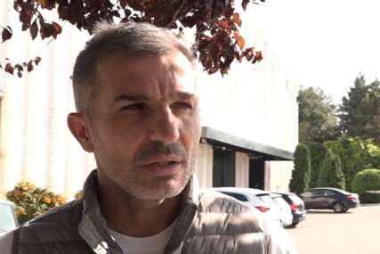 "Kilometar po kilometar do cilja" Novi trener Partizana crno-bijele uporedo sa mercedesom, ali onim na koga je pala prašina