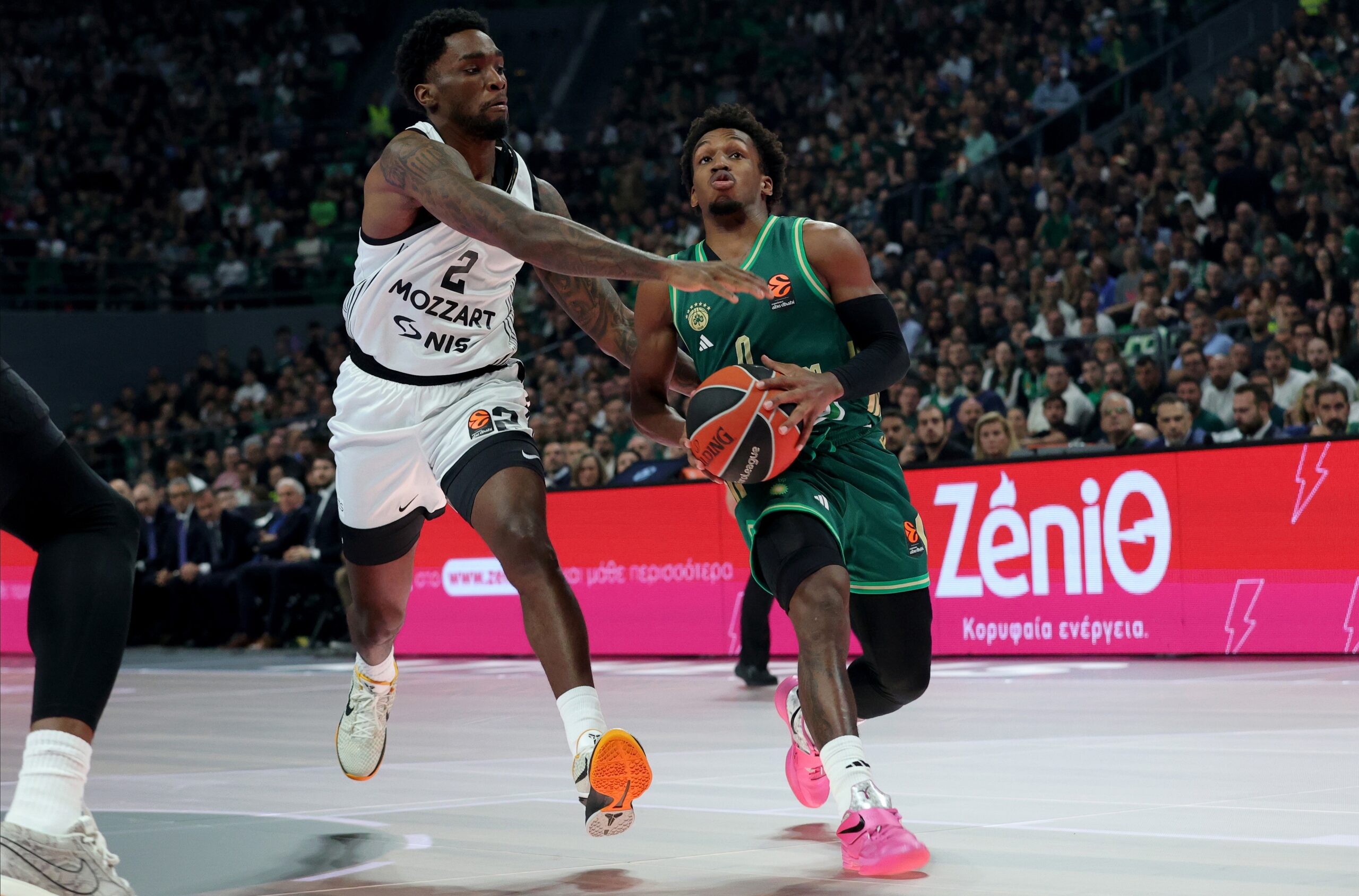 Partizan razbijen u Atini