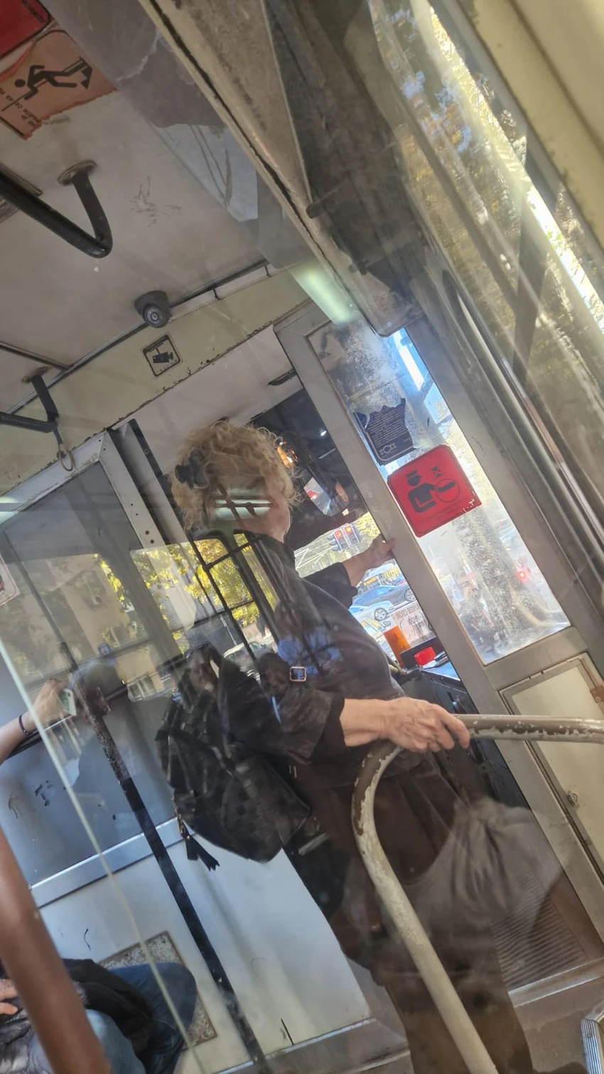 evra rasu u tramvaju
