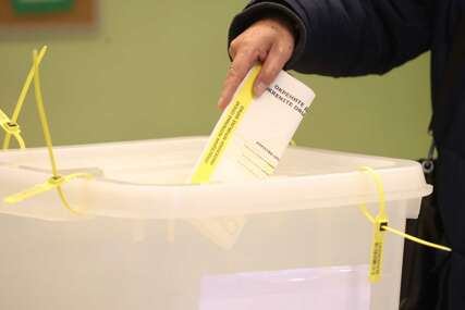 Stigli rezultati POSLJEDNJEG PRESJEKA CIK: Karan sa 8.431 GLASOM RAZLIKE pobijedio Blanušu, 34.79% birača izašlo na izbore