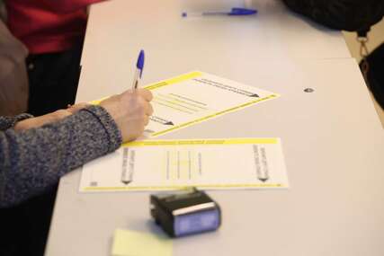 Sve oči uprte u nedjelju: Ponovljeni izbori odlučuju predsjednika Srpske