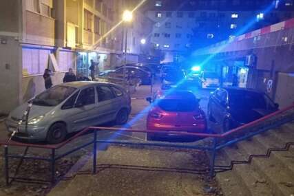 UPUCAN MLADIĆ (27) U SAČEKUŠI U BEOGRADU Napadač ispalio 2 hica u njega dok je ulazio u auto, prevezen na reanimaciju