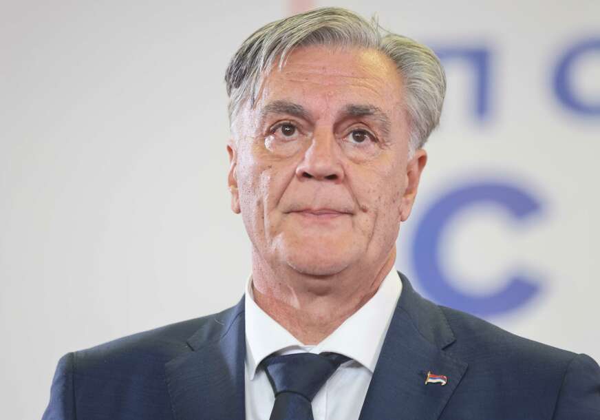Siniša Karan SNSD prijevremeni izbori RS