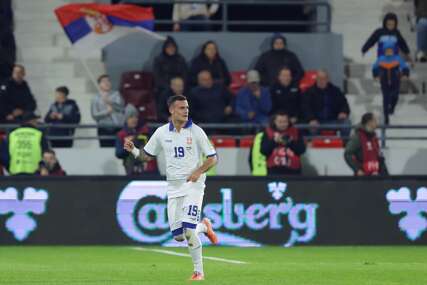 Aleksandar Stanković u meču s Letonijom