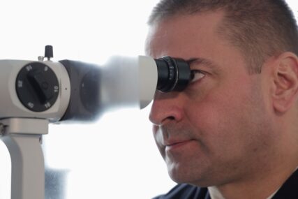 dr Bojan Kozomara