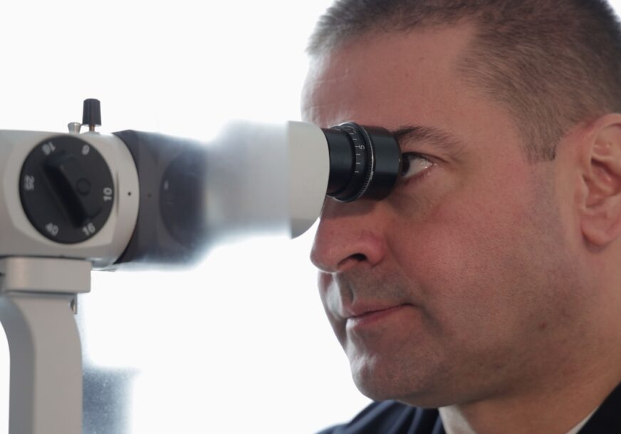 dr Bojan Kozomara