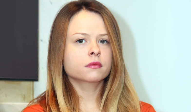 (FOTO) Evo kako danas izgleda Dragčetova snajka: Povukla se iz javnosti, a svi je pamte po ulozi u seriji "Moj rođak sa sela"
