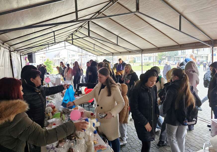 Humanitarni bazar
