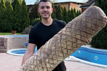 (FOTO) "Majka mora da je ponosna" Brenin sin pokazao kako SPREMA SLAVU, mnogi su procijenili da je PRAVI DOMAĆIN