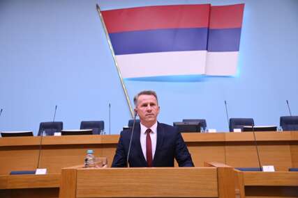 (VIDEO) “Vlast živi kao u bajci” Dubravac upozorava na VELIKU ZADUŽENOST Republike Srpske