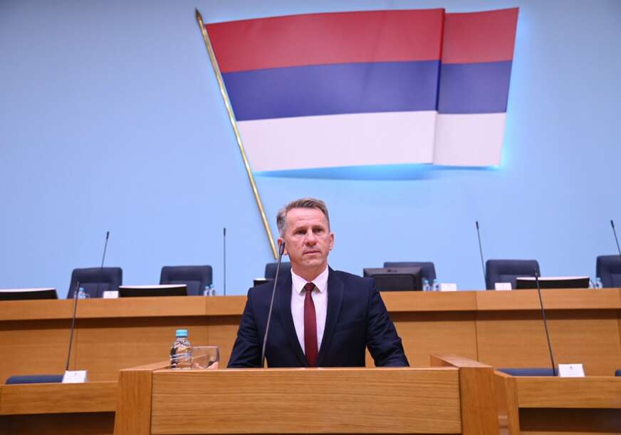 (VIDEO) “Vlast živi kao u bajci” Dubravac upozorava na VELIKU ZADUŽENOST Republike Srpske