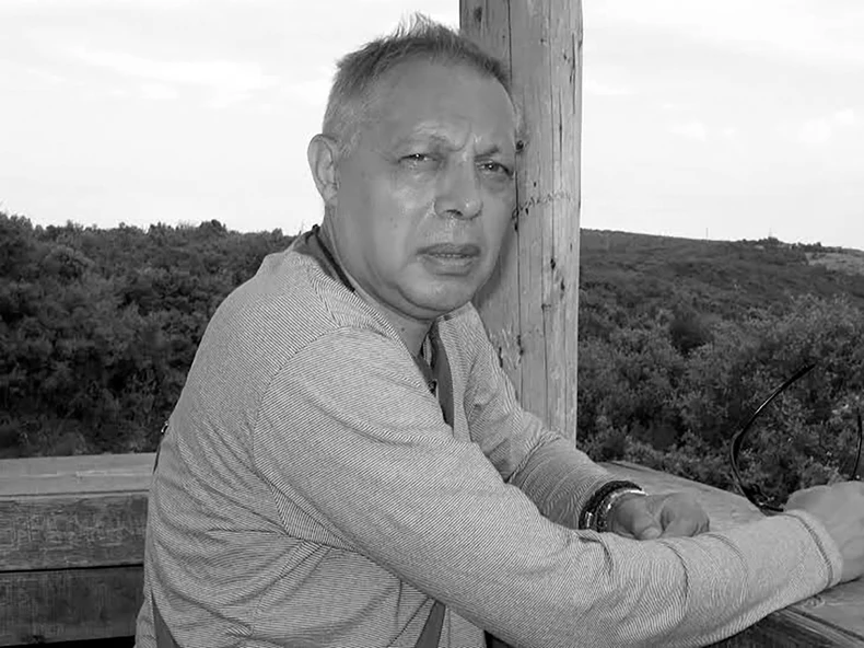 POSLJEDNJI POZDRAV ZORANU ĐORĐEVIĆU Niko od poznatih glumaca nije došao na sahranu kolegi