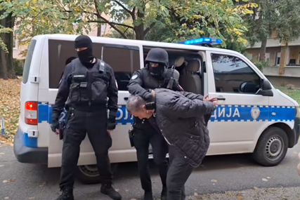 (VIDEO) Sprovedeni u Republičko javno tužilaštvo: Poznat identitet uhapšenih inspektora u Doboju
