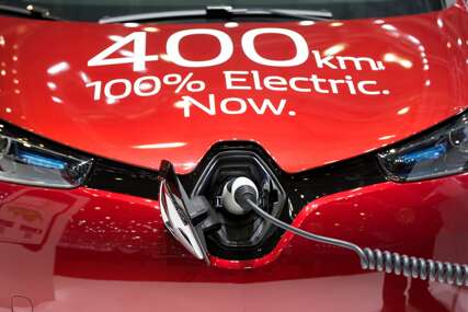 NE ODUSTAJU OD KLASIKE Više od 50 odsto vozača ne planira da kupi električni automobil