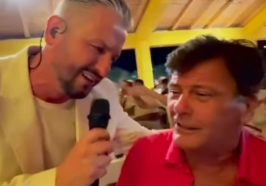 (VIDEO) Svi ostali u šoku kada je pustio glas: Brat Zdravka Čolića drži ćevabdžinicu, a sada je zapjevao u kafani i sve BACIO U TRANS