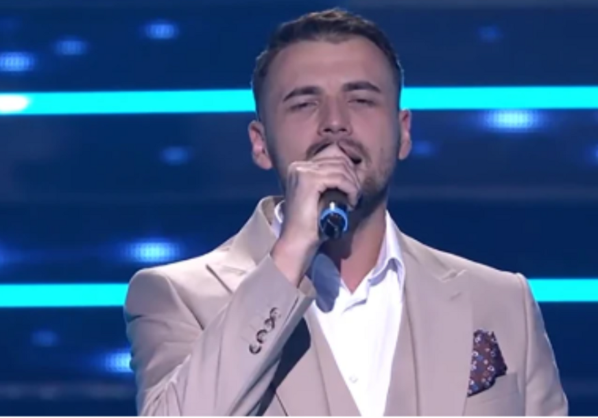 ODUŠEVIO ŽIRI Ponovo stao na binu "Zvezda Granda", pa dobio PONUDU ZA POSAO ako "propadne" kao pjevač