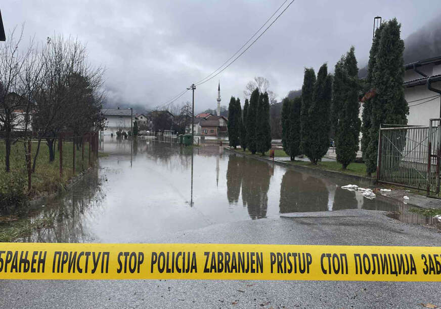 MOGUĆE POPLAVE, KLIZIŠTA I ODRONI Upozorenje za preventivne mjere zaštite od naglog topljenja snijega