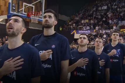 (VIDEO) "Srbija, ku**a balkanska" Skandal u Sarajevu, zvižduci i uvrede za gostujuću reprezentaciju