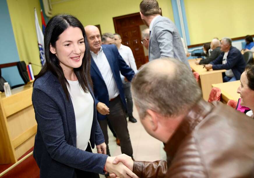 FOTO: USTUPLJENA FOTOGRAFIJA