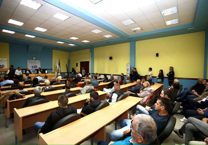 FOTO: USTUPLJENA FOTOGRAFIJA