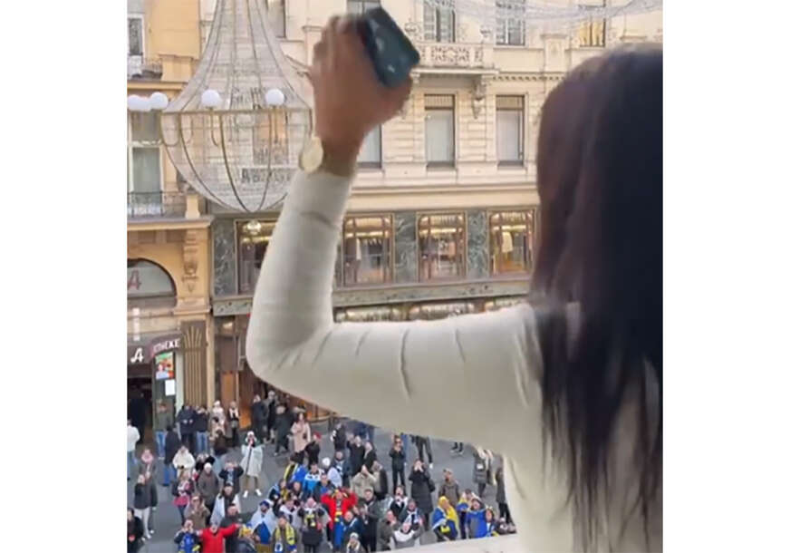 navijači BiH pjevaju Austrijanki