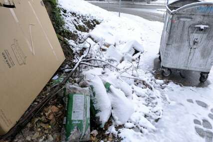 (FOTO) "Gasimo žar iz šporeta" Stanari ne znaju ŠTA DA RADE SA SMEĆEM, a evo ko im pravi VELIKI PROBLEM