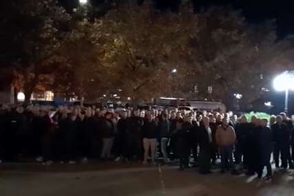 (VIDEO) Najavili i novi protest ukoliko se ne ispune njihovi zahtjevi: Digli se rudari u Ugljeviku, štrajk nastavljen i danas